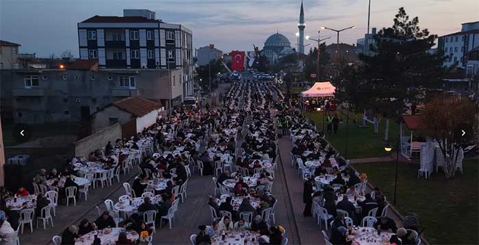 Marmaracık’ta Gönül Sofrası Kuruldu 1 Marmaracikta Gonul Sofrasi Kuruldu1